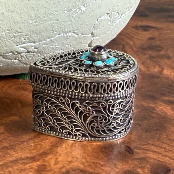 Vintage Silver Filigree Teardrop Trinket Box With Turquoise +  Amethyst - Picture 4 of 10